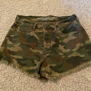American Eagle Women’s Camo Shorts